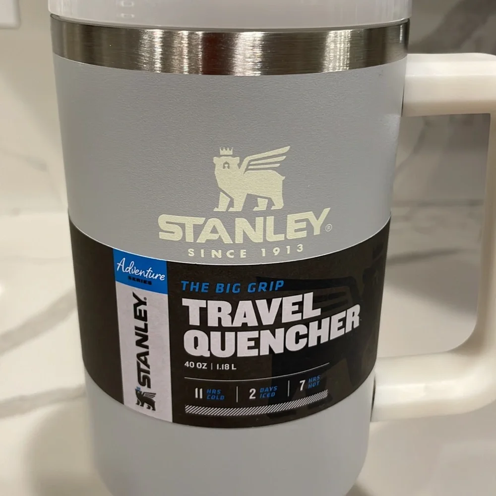 Stanley - GRANITE (Gray) - 40 oz ‘OG’ Adventure Quencher Travel Tumbler  - NWT!